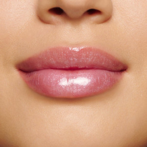 Lip Perfector - Lippenverschönerer Glow - Lippen- und Wangen-Gloss Lip Perfector - Lippenverschönerer Glow - Lippen- und Wangen-Gloss